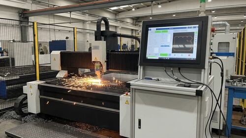 Các giải pháp mới nhất về công ty Industrial Panel PC for Laser Cutting HMI: Machine Control Interface for Fabrication Equipment